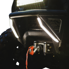 RAVEK Apex Lights™ - Running - White - Defender 65-102S