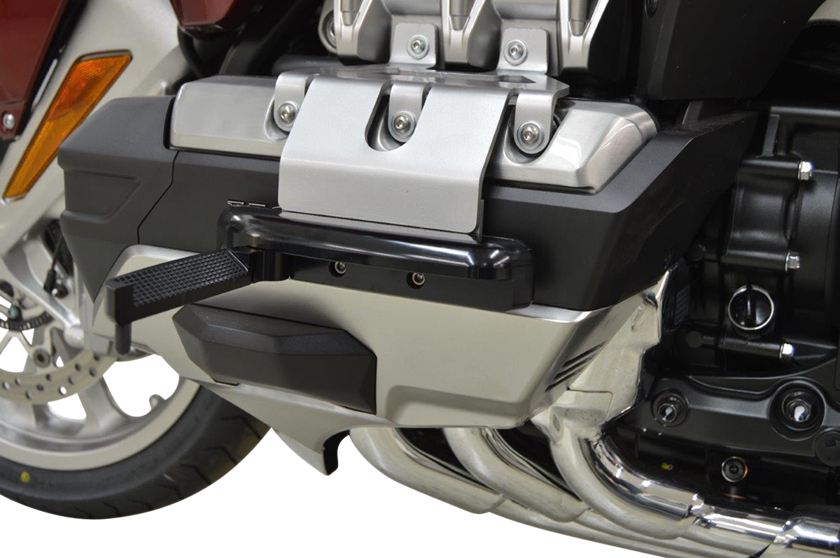 RIVCO PRODUCTS Highway Mounts and Pegs - Black/Silver - GL 1800 GW003