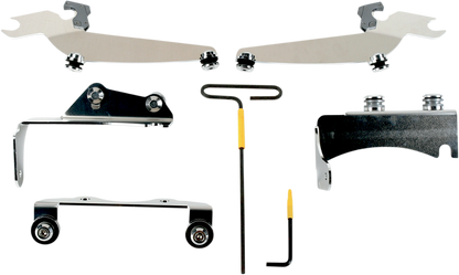 MEMPHIS SHADES Trigger Lock Sportshield Mounting Kit - Vulcan 900 MEM8914
