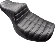 LE PERA Tailwhip Seat - Cordova - FLH/FLT -'23-'25 LV-587CP