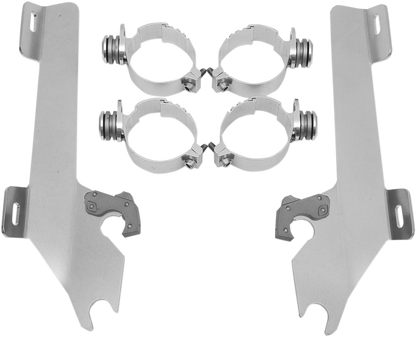 MEMPHIS SHADES Batwing Trigger Lock Mounting Kit - VTX 1800 - Polished MEK1904