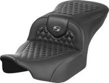 SADDLEMEN Roadsofa™ Seat - without Backrest - Honeycomb - Gray Stitch - FLTR/FLHX '23-'24 823-07-18902