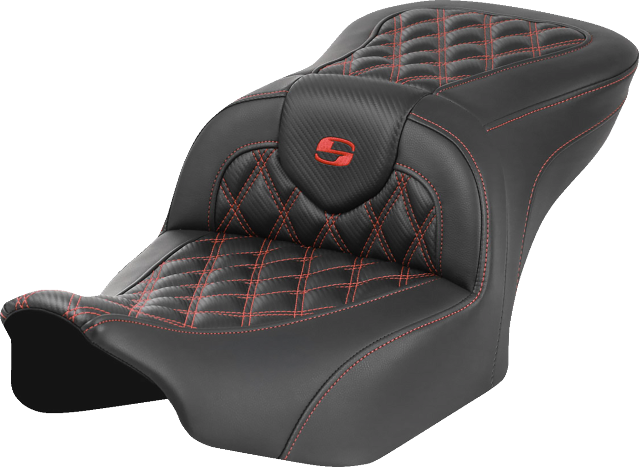 SADDLEMEN RoadSofa™ Seat - without Backrest - Carbon Fiber - Lattice Stitch - Red Stitch - FLTR/FLHX '23-'24 823-07-20604