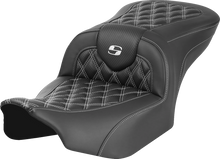 SADDLEMEN RoadSofa™ Seat - without Backrest - Carbon Fiber - Lattice Stitch - White Stitch - FLTR/FLHX '23-'24 823-07-20606