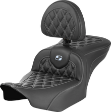 SADDLEMEN RoadSofa™ Seat - with Backrest - Carbon Fiber - Lattice Stitch - Silver Stitch - FLTR/FLHX '23-'24 823-07-206B5