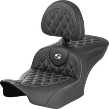 SADDLEMEN RoadSofa™ Seat - with Backrest - Carbon Fiber - Lattice Stitch - White Stitch - FLTR/FLHX '23-'24 823-07-206B6
