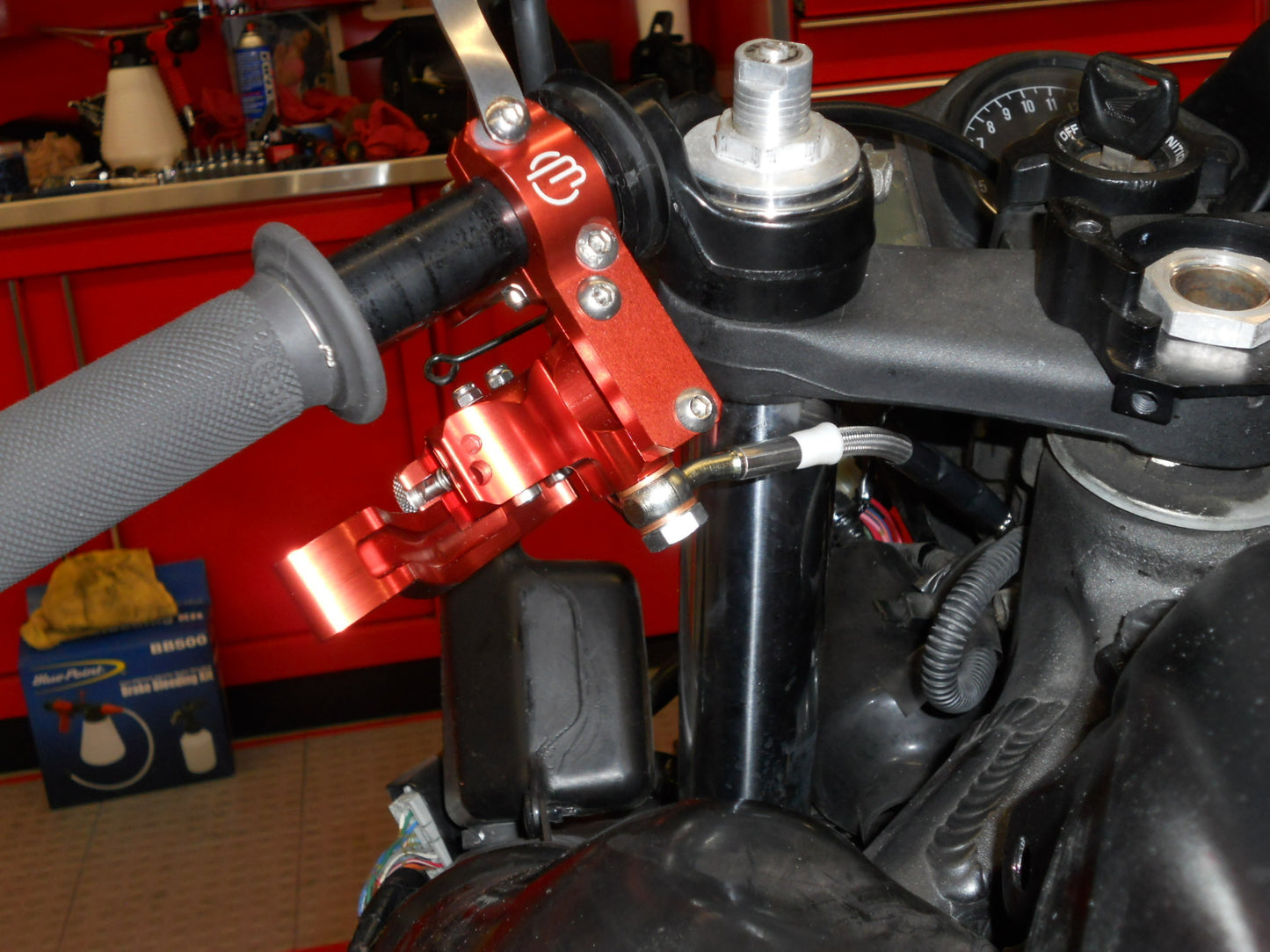 Beringer Aerotec Hydraulic Thumb Brake Master Cylinder and Cable Clutch and Rear 12.7 Master Cylinder