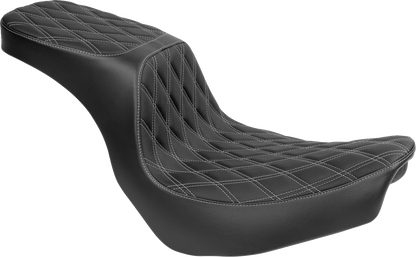 DRAG SPECIALTIES SEATS Predator 2-Up Seat - Vinyl - Double Diamond - Silver Stitching - FLSB/FXLRS '18-'24 4688C