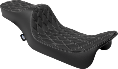 DRAG SPECIALTIES SEATS Predator III Seat - Extended Reach - Double Diamnd - Silver Stitching - FLH/FLT '08-'24 4687C