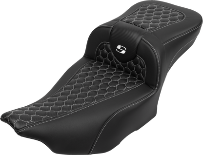 SADDLEMEN Roadsofa™ Extended Reach Seat - with Backrest - Honeycomb - White Stitch - FLTR/FLHX '23-'24 823-07-190B6