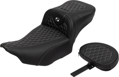 SADDLEMEN Roadsofa™ Extended Reach Seat - with Backrest - Honeycomb - Silver Stitch - FLTR/FLHX '23-'24 823-07-190B5