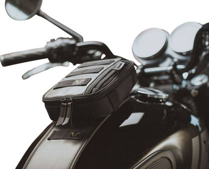 SW-MOTECH Legend Gear Tank Strap System - with LA3 Smartphone Bag - Triumph BC.TRS.11.249.50000