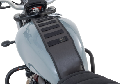 SW-MOTECH Legend Gear Tank Strap System - with LA3 Smartphone Bag - Triumph BC.TRS.11.667.50000