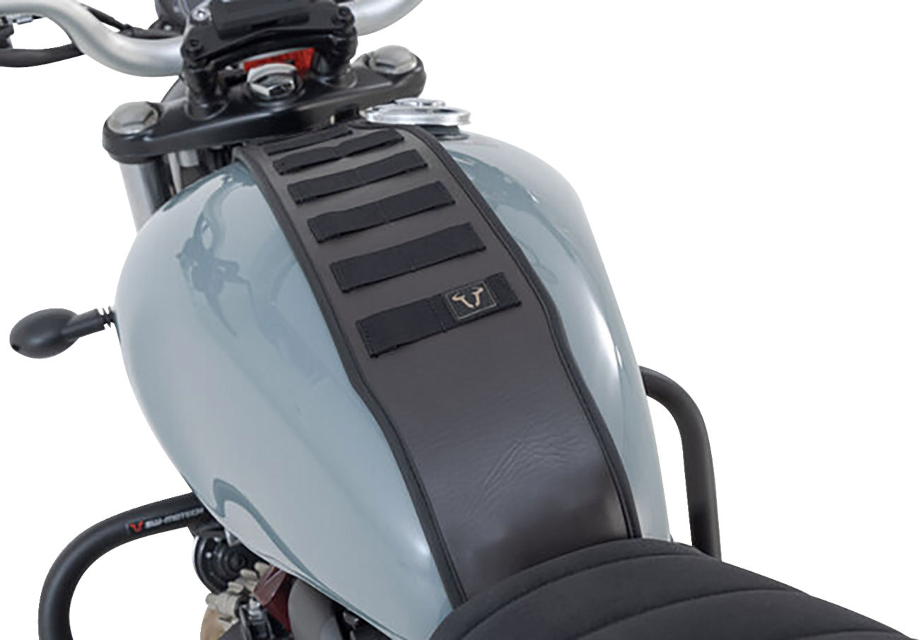SW-MOTECH Legend Gear Tank Strap System - with LA1 Accessory Bag - Triumph '16-'24 BC.TRS.11.667.50100