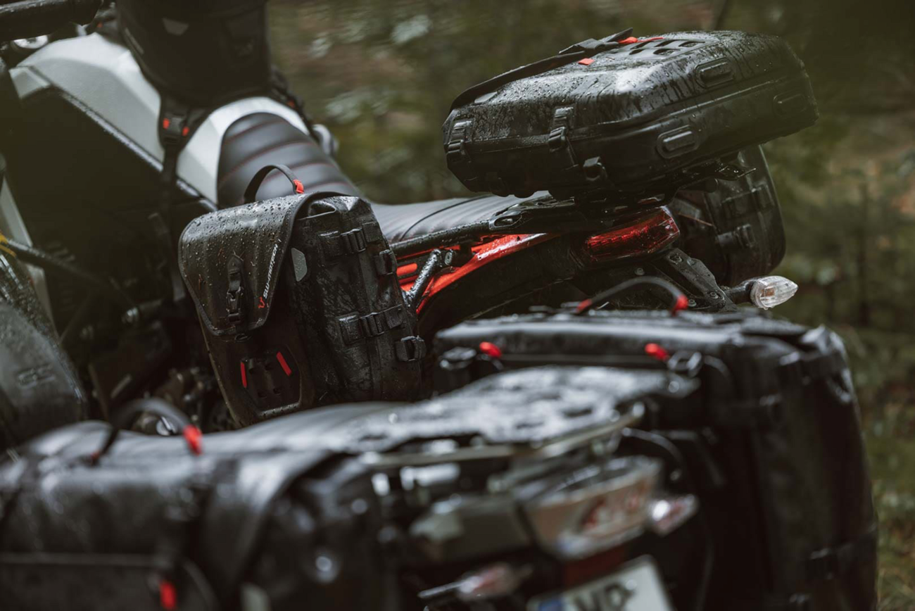 SW-MOTECH SysBag Side Bag System - Black - Yamaha MT-09 '13-'20 BC.SYS.06.861.31000B