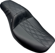 LE PERA Outcast Daddy Long Legs Seat - w/o Backrest - GT2 Inlay - FLH/FLT '23-'25 LV-987DLGT2