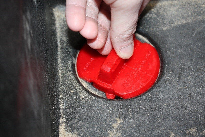 Footwell Drain Plug Kit Red Pol
