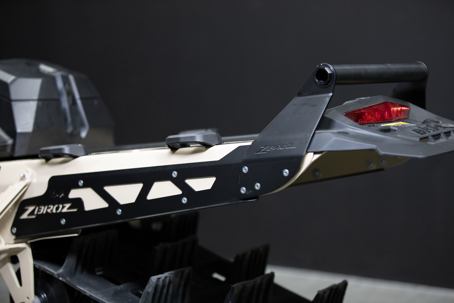 Rear Bumper Blk `17 23 Gen 4/5 154" Expert