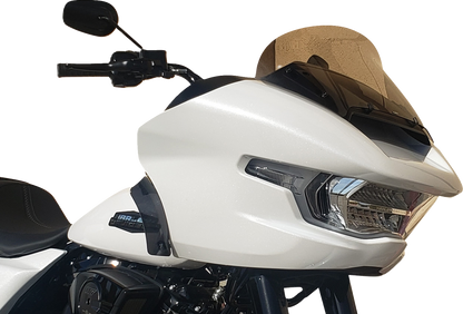 WIND VEST Windshield - 10-1/2" - Light Smoke - FLTRX/SE/STSE 57-1010