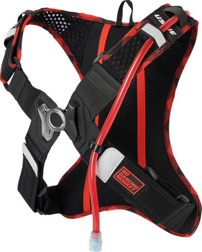 USWE Outlander Hydration Pack - 2L - Flannel Red/Black 5202076048