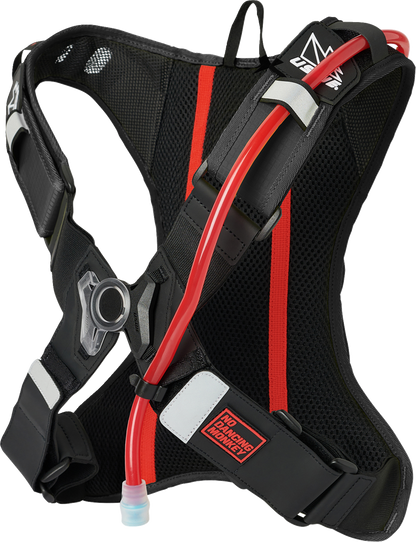 USWE Outlander Hydration Pack - 2L - Black 5202077001