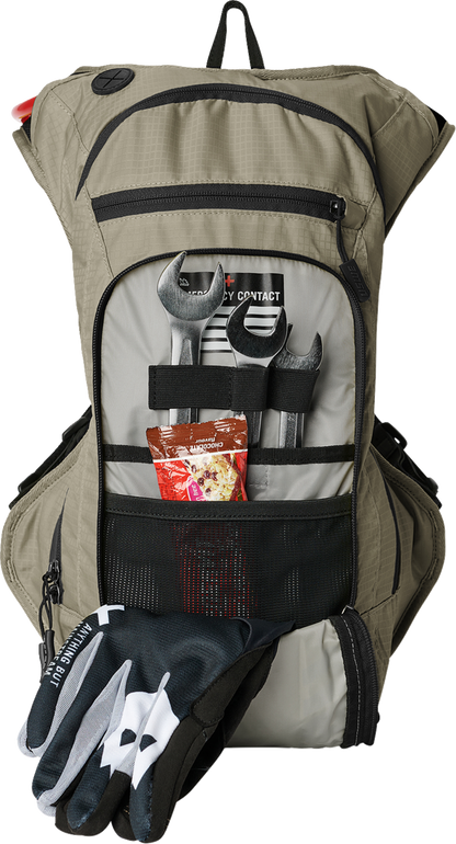 USWE Outlander Hydration Pack - 9L - Sand 5209077021
