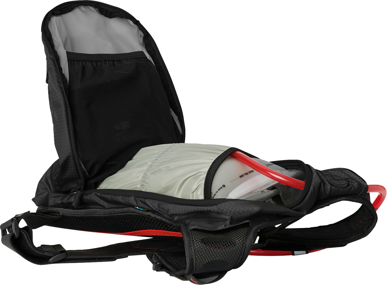 USWE Outlander Hydration Pack - 9L - Black 5209077001