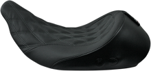 DANNY GRAY Airhawk Bigseat™ - with Backrest - Double Diamond w/ Charcoal Stitch - FL '08-'23 21-418DIAAIR
