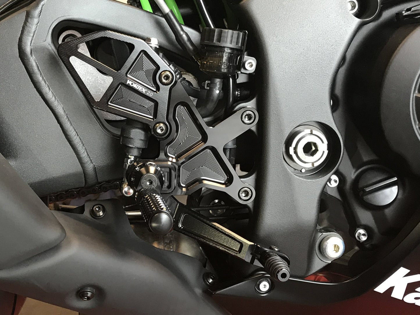 Rear Set Complete Blk Kaw
