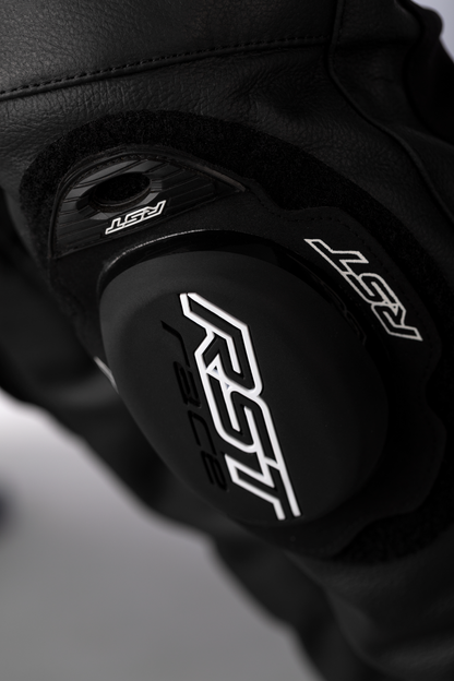 S1 Ce Jean Black/Black Leather Lg