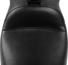LE PERA Maverick Seat - with Backrest - Smooth - Black - FLH/FLT '23-'25 LV-957BRS