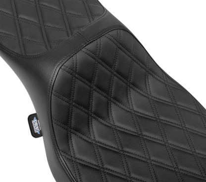 DRAG SPECIALTIES SEATS Extended Reach Predator III Seat - Double Diamond - Black Stitching - Vinyl - FLH/FLT '23-'24 4705B