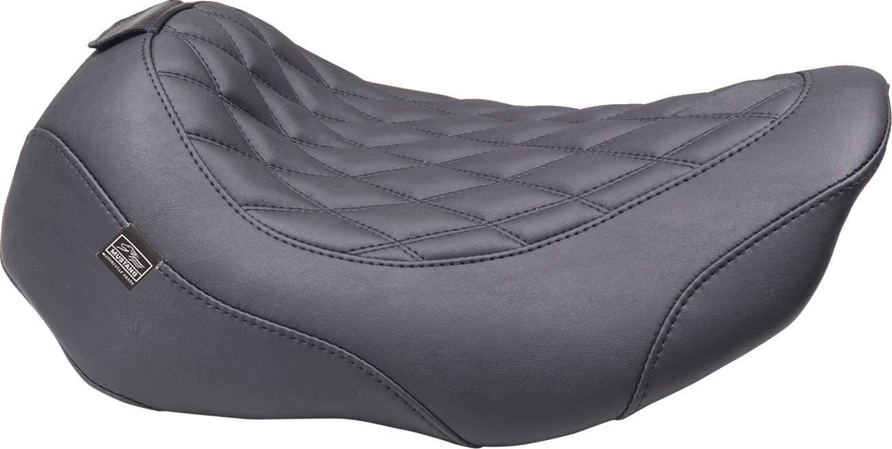 MUSTANG Wide Tripper™ Seat - Solo - Black Stitching - FLT/FLH '23-'25 89503