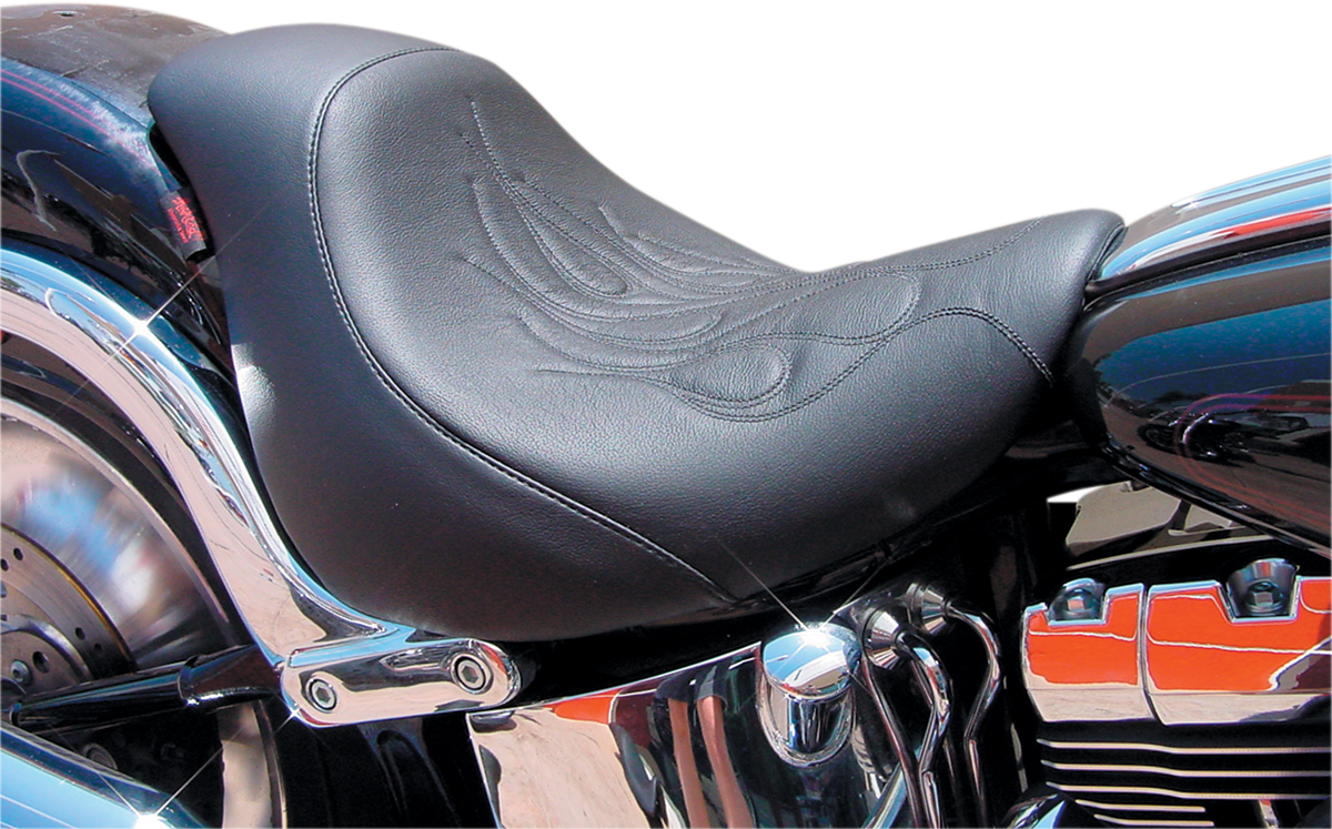 DANNY GRAY Weekday Solo Seat - Flame Stitch - FXSTD '00-'07 20-701DS02