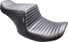 LE PERA Tailwhip Up Front Seat - Pleated - FLT/FLH '23-'25 LVU-587PT