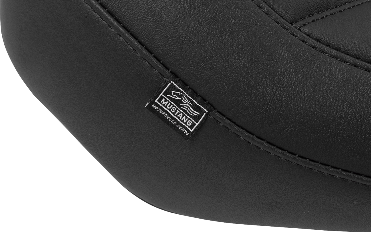 MUSTANG Wide Tripper™ Seat - Solo - Black Stitching - FLT/FLH '23-'25 88503