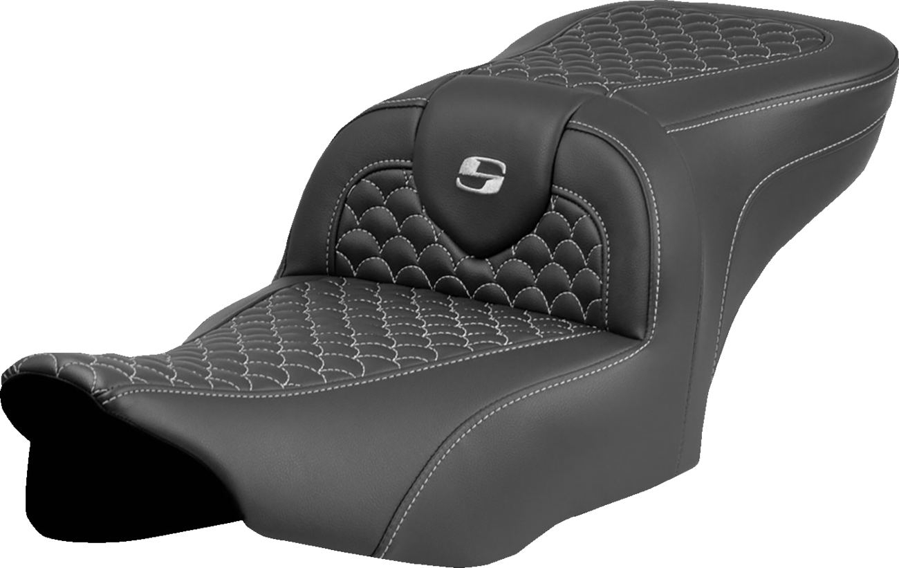 SADDLEMEN Roadsofa™ Seat - Dragon Scale Stitch - Silver Stitch - w/o Backrest - FLTR/FLHX '23-'24 823-07-20805