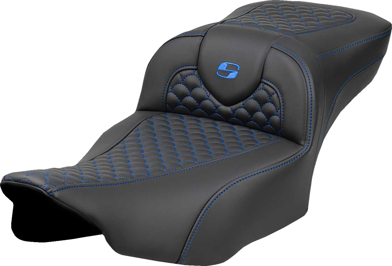 SADDLEMEN Roadsofa™ Extended Reach Seat - Dragon Scale Stitch - Blue Stitch-w/o Backrest - FLTR/FLHX '23-'24 823-07-20901