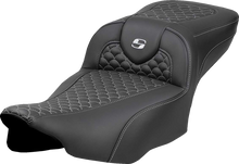 SADDLEMEN Roadsofa™ Extended Reach Seat - Dragon Scale Stitch - Silver Stitch - w/o Backrest - FLT/FLH '23-'24 823-07-20905