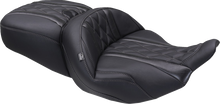 MUSTANG Deluxe One-Piece, 2-Up Seat - Diamond - Gunmetal Stitch - FLT/FLH '23-'25 89411GM