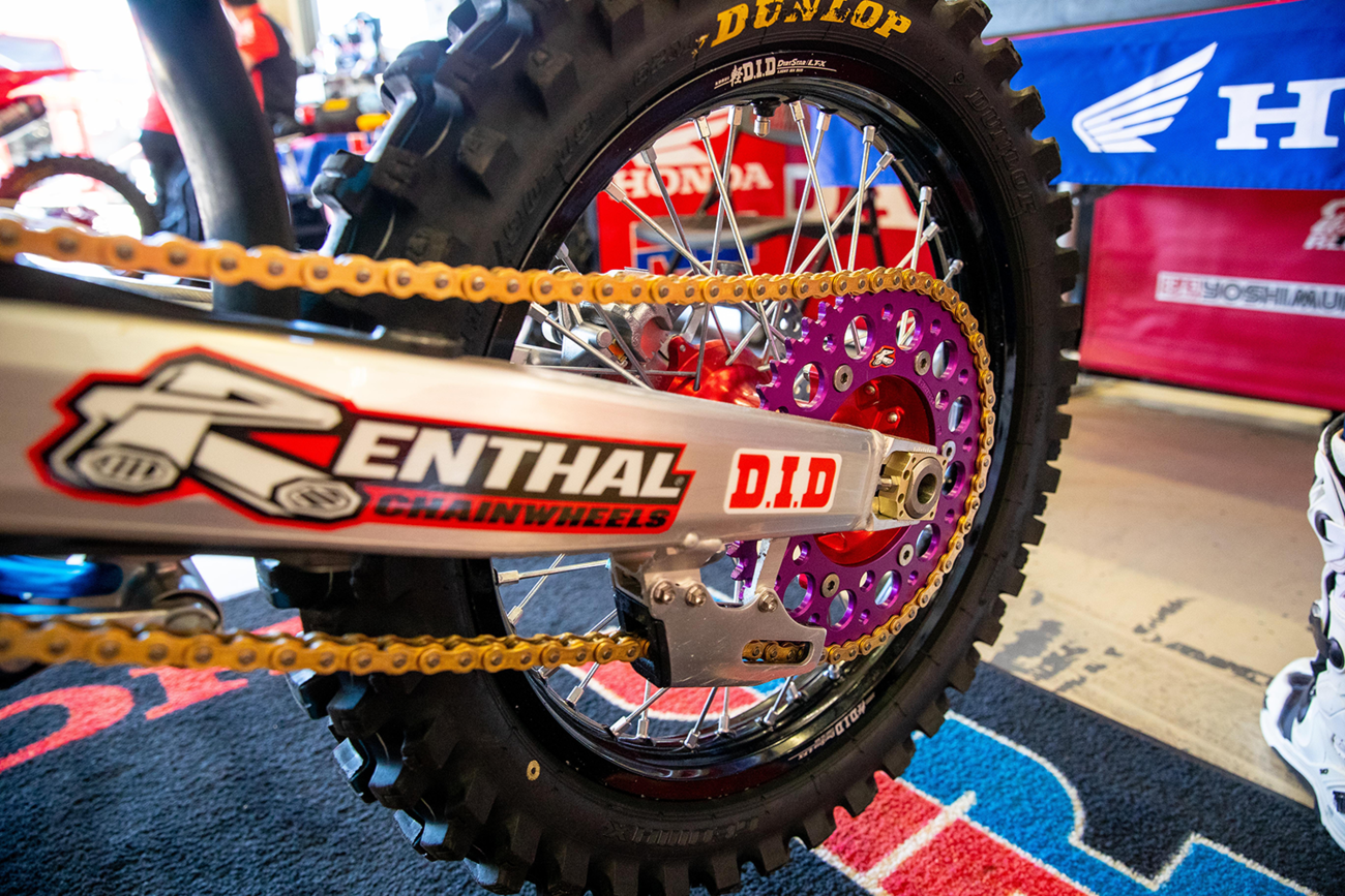 RENTHAL Rear Sprocket - Aluminum - 46 Tooth - Purple - Gas Gas/Husqvarna/KTM 441U-428-46GPPE