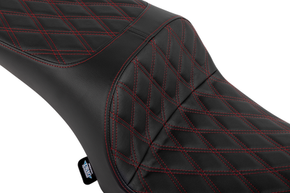 DRAG SPECIALTIES SEATS Freedom Seat - Vinyl - Double Diamond Red Stitch - Challenger '20-'25/Chieftain '25 4722D