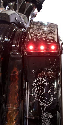 PAUL YAFFE BAGGER NATION Super Bright Red LED - Black PYO:BOLTS-BRK-B