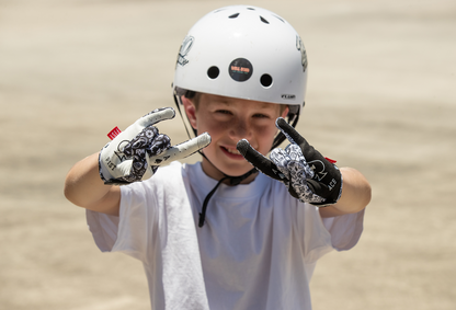 FIST HANDWEAR Lil Fists Strapped R-Willy Ace Gloves - Large F-GLF-01752-L