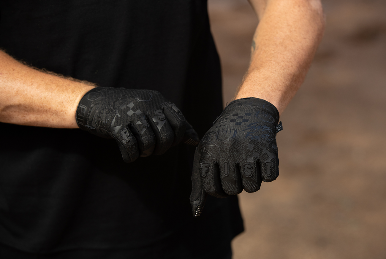 FIST HANDWEAR Strapped Smash Forth Gloves - Large F-GS-01763-L