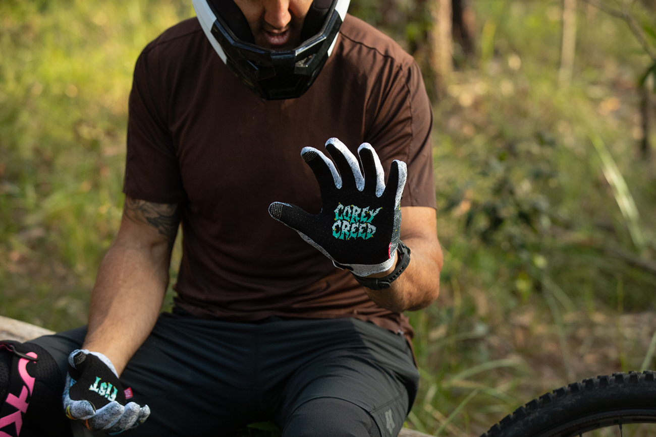 FIST HANDWEAR Breezer Corey Creed To The Moon Gloves - Small F-GB-01754-S