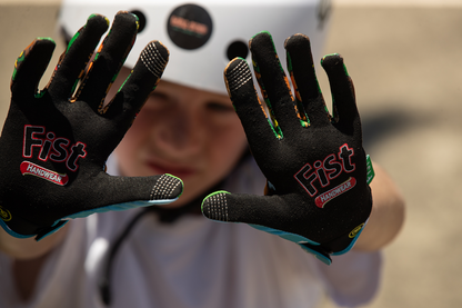 FIST HANDWEAR Youth Strapped Lil Teds Gloves - Medium F-GSY-01761-M