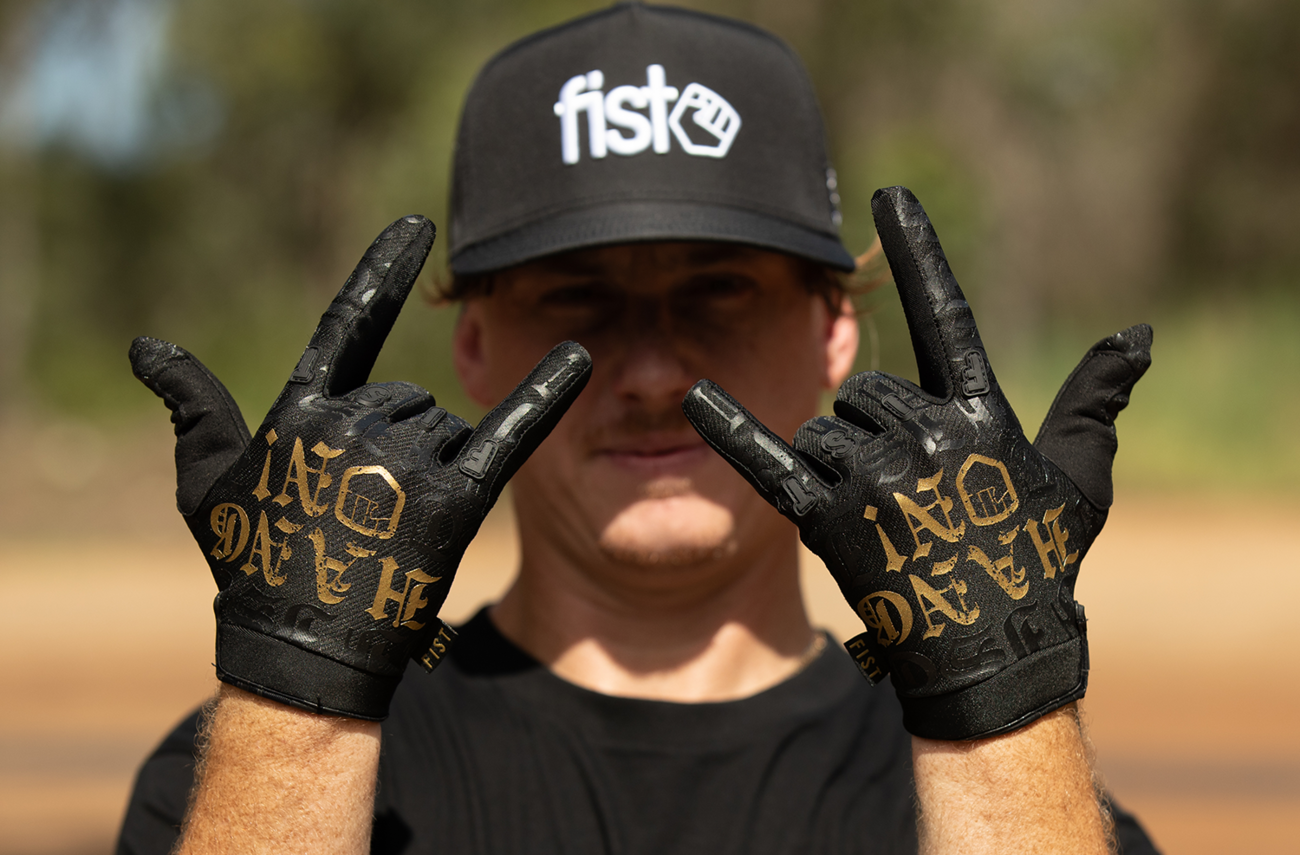 FIST HANDWEAR Strapped Hang On Gloves - Small F-GS-01760-S