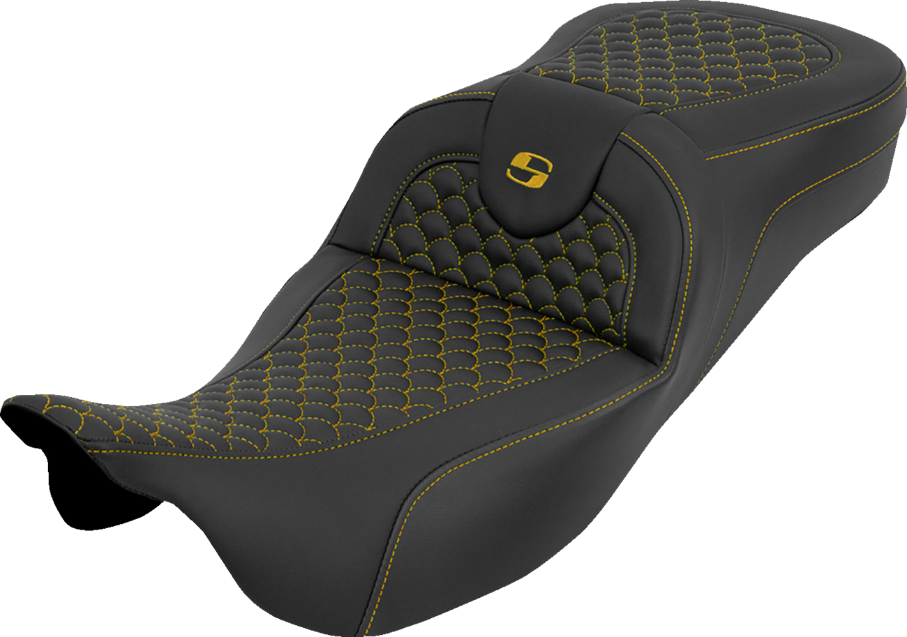 SADDLEMEN Extended Reach RoadSofa™ Seat - Dragon Scale - w/o Backrest - Gold Stitch - FLH/FLT '08-'25 808-07B-20907