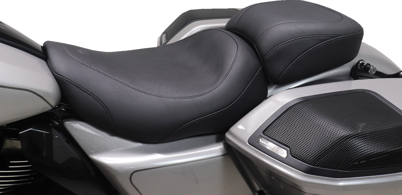 MUSTANG Wide Tripper™ Solo Seat - No Backrest Receiver - Black Stitch - FLT/FLH '23-'25 88603